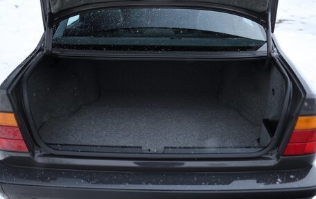 BMW 5 серия, 1991 год, 2 800 000 рублей, 21 фотография