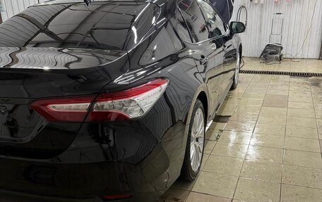 Toyota Camry, 2019 год, 3 800 000 рублей, 7 фотография