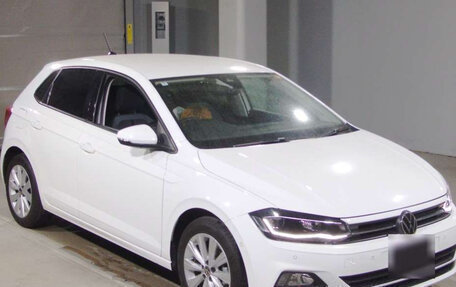 Volkswagen Polo VI (EU Market), 2022 год, 1 250 000 рублей, 3 фотография