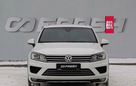 Volkswagen Touareg III, 2015 год, 2 290 000 рублей, 3 фотография