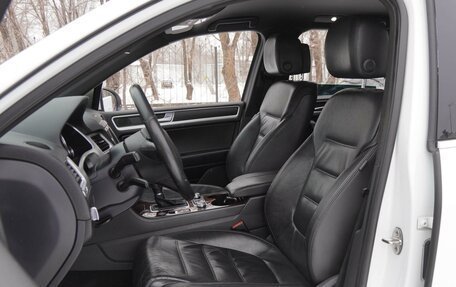 Volkswagen Touareg III, 2015 год, 2 290 000 рублей, 10 фотография