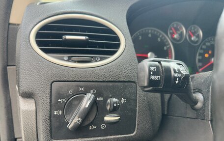 Ford Focus II рестайлинг, 2005 год, 155 000 рублей, 11 фотография