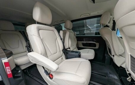 Mercedes-Benz V-Класс, 2023 год, 9 797 000 рублей, 11 фотография