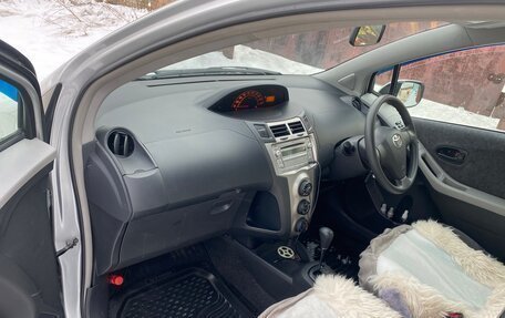 Toyota Vitz, 2008 год, 585 000 рублей, 12 фотография