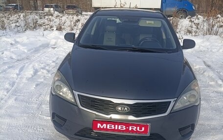 KIA cee'd I рестайлинг, 2010 год, 630 000 рублей, 1 фотография