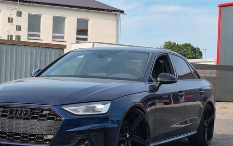 Audi A4, 2022 год, 3 750 000 рублей, 2 фотография