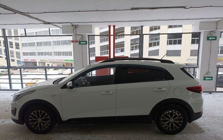 KIA Rio IV, 2018 год, 1 100 000 рублей, 5 фотография