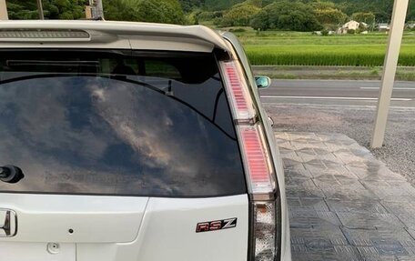 Honda Stream II, 2014 год, 940 000 рублей, 10 фотография