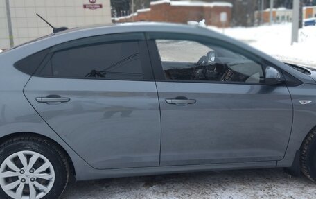 Hyundai Solaris II рестайлинг, 2019 год, 1 500 000 рублей, 5 фотография