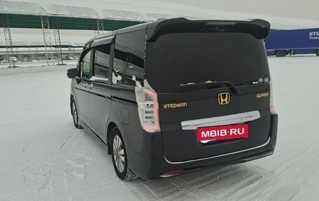 Honda Stepwgn IV, 2014 год, 1 640 000 рублей, 5 фотография