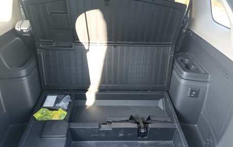 Mitsubishi Outlander III рестайлинг 3, 2019 год, 3 500 000 рублей, 16 фотография