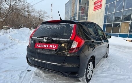 Honda Fit III, 2018 год, 1 290 000 рублей, 5 фотография