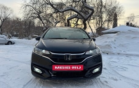 Honda Fit III, 2018 год, 1 290 000 рублей, 11 фотография