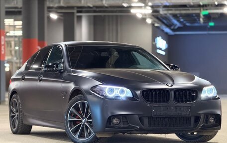 BMW 5 серия, 2014 год, 1 990 000 рублей, 12 фотография