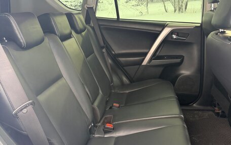 Toyota RAV4, 2015 год, 2 050 000 рублей, 3 фотография