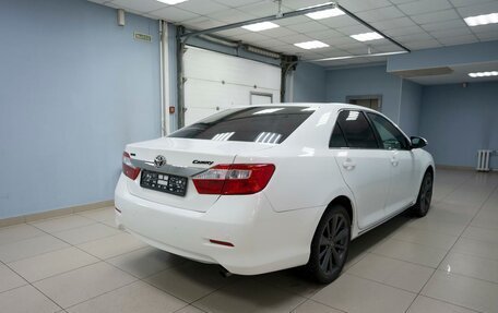 Toyota Camry, 2014 год, 1 379 000 рублей, 3 фотография