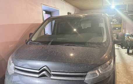 Citroen SpaceTourer I, 2019 год, 3 300 000 рублей, 4 фотография