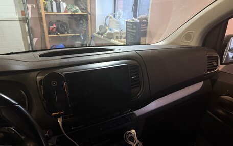 Citroen SpaceTourer I, 2019 год, 3 300 000 рублей, 10 фотография