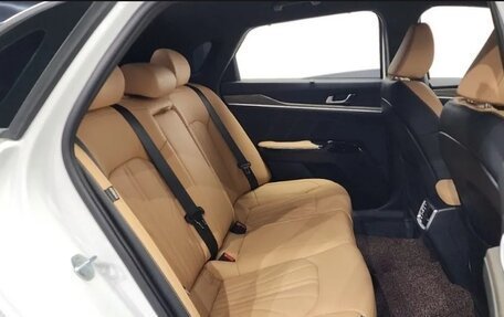 KIA K5, 2023 год, 2 175 000 рублей, 10 фотография