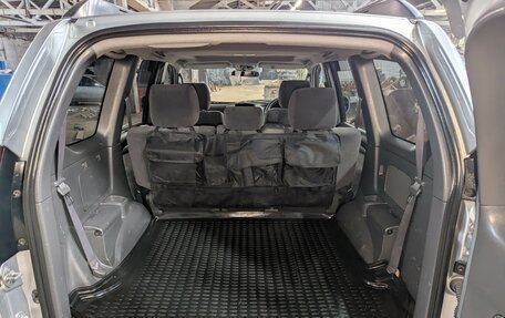 Toyota Land Cruiser Prado 120 рестайлинг, 2003 год, 2 150 000 рублей, 16 фотография