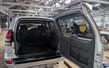 Toyota Land Cruiser Prado 120 рестайлинг, 2003 год, 2 150 000 рублей, 15 фотография