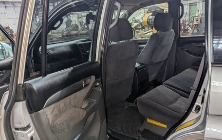 Toyota Land Cruiser Prado 120 рестайлинг, 2003 год, 2 150 000 рублей, 17 фотография