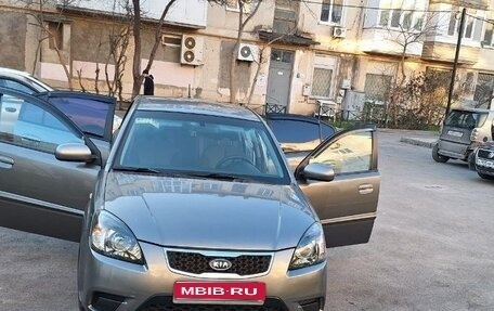 KIA Rio II, 2010 год, 600 000 рублей, 1 фотография
