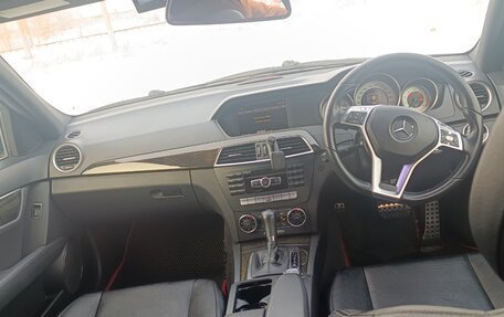 Mercedes-Benz C-Класс, 2011 год, 1 450 000 рублей, 12 фотография