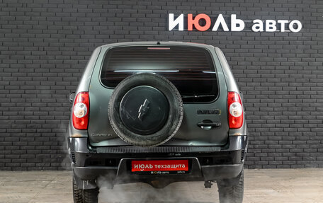 Chevrolet Niva I рестайлинг, 2012 год, 500 000 рублей, 5 фотография