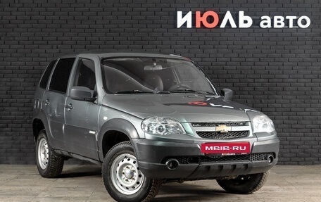 Chevrolet Niva I рестайлинг, 2012 год, 500 000 рублей, 3 фотография