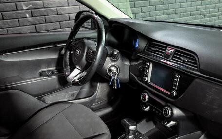 KIA Rio IV, 2018 год, 1 200 000 рублей, 17 фотография