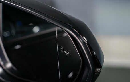 Lexus RX IV рестайлинг, 2023 год, 11 800 000 рублей, 28 фотография