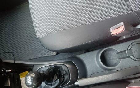 KIA Rio II, 2010 год, 600 000 рублей, 11 фотография