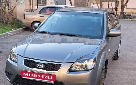 KIA Rio II, 2010 год, 600 000 рублей, 6 фотография