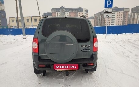 Chevrolet Niva I рестайлинг, 2017 год, 865 000 рублей, 6 фотография