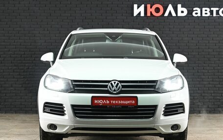 Volkswagen Touareg III, 2012 год, 2 445 000 рублей, 2 фотография