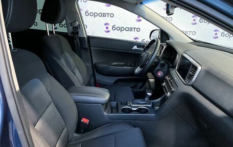KIA Sportage IV рестайлинг, 2021 год, 2 700 000 рублей, 15 фотография