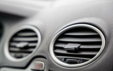 Ford Focus II рестайлинг, 2009 год, 528 000 рублей, 27 фотография