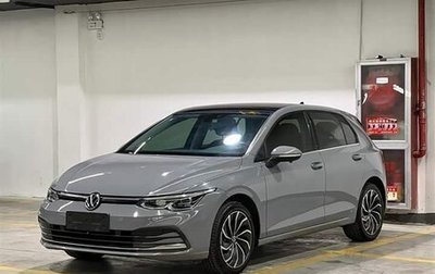 Volkswagen Golf VIII, 2022 год, 1 740 000 рублей, 1 фотография