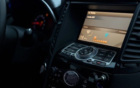 Infiniti FX II, 2008 год, 1 100 000 рублей, 21 фотография