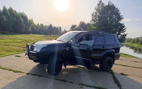 Toyota Land Cruiser Prado 120 рестайлинг, 2006 год, 2 122 000 рублей, 7 фотография