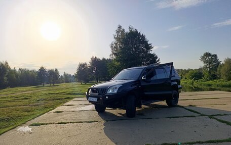 Toyota Land Cruiser Prado 120 рестайлинг, 2006 год, 2 122 000 рублей, 6 фотография