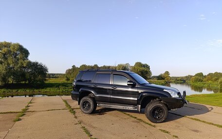 Toyota Land Cruiser Prado 120 рестайлинг, 2006 год, 2 122 000 рублей, 3 фотография