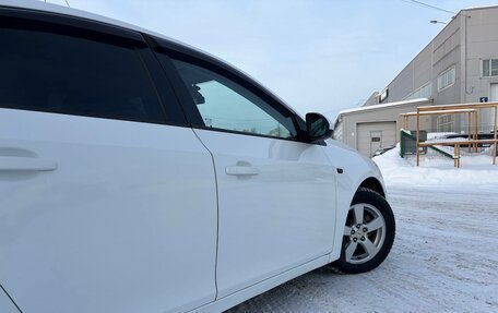 Chevrolet Cruze II, 2011 год, 750 000 рублей, 3 фотография