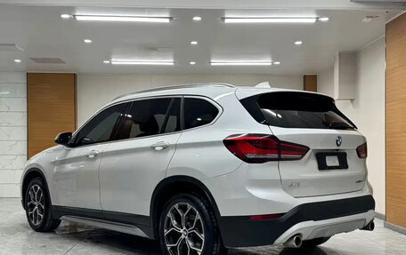 BMW X1, 2022 год, 1 800 000 рублей, 4 фотография