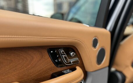 Land Rover Range Rover IV рестайлинг, 2019 год, 7 700 000 рублей, 23 фотография