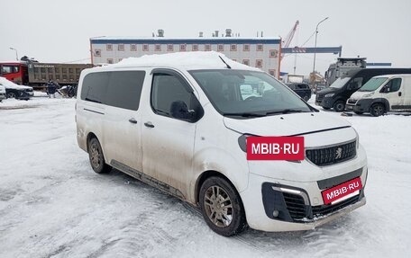 Peugeot Traveller I, 2021 год, 2 675 000 рублей, 2 фотография