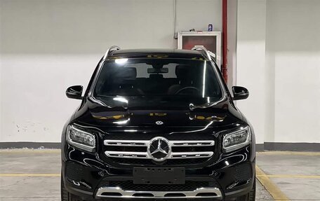 Mercedes-Benz GLB, 2021 год, 2 300 325 рублей, 2 фотография