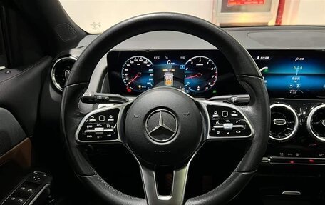 Mercedes-Benz GLB, 2021 год, 2 300 325 рублей, 9 фотография