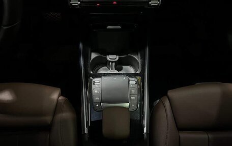 Mercedes-Benz GLB, 2021 год, 2 300 325 рублей, 16 фотография